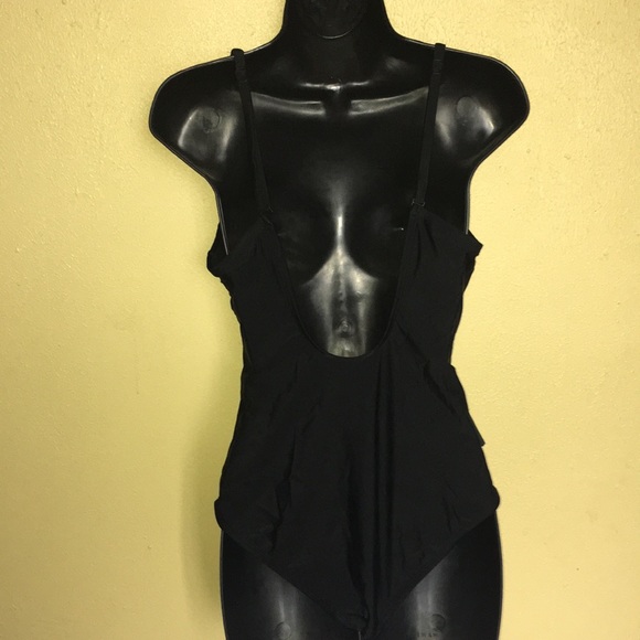 NWT Kona Sol swim black one piece size M. - Picture 7 of 16